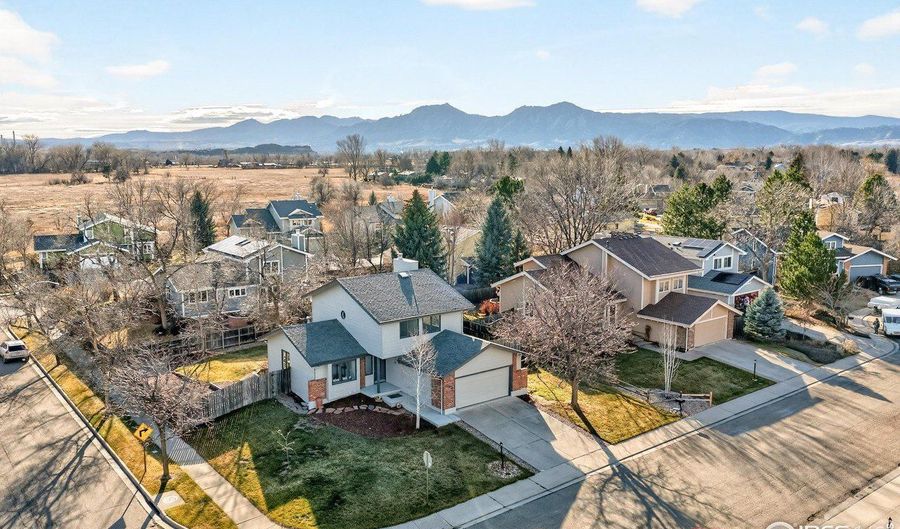 6798 Bugle Ct, Boulder, CO 80301 - 4 Beds, 4 Bath