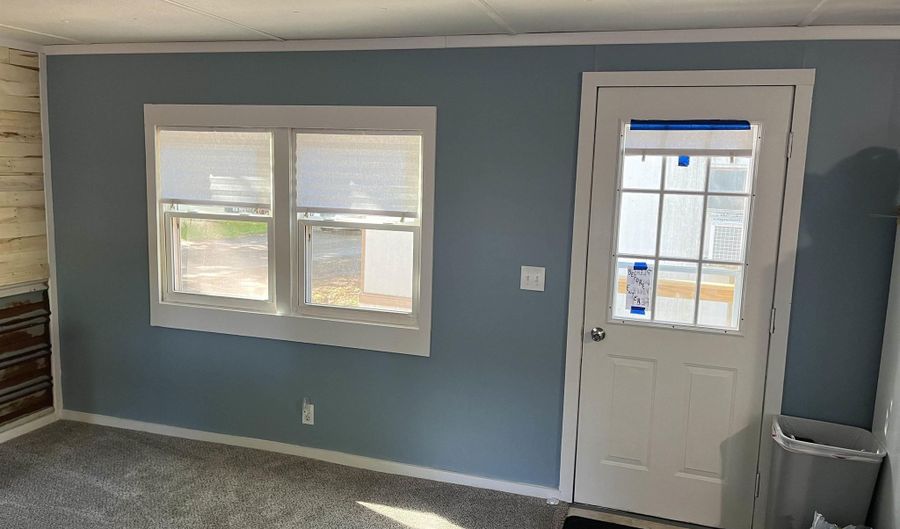 315 Linwood Ave, Alma, MI 48801 - 2 Beds, 1 Bath