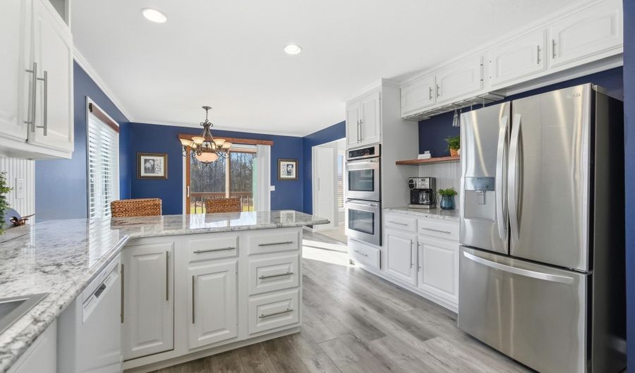 4537 W Black Oak Cir, Angola, IN 46703 - 4 Beds, 3 Bath