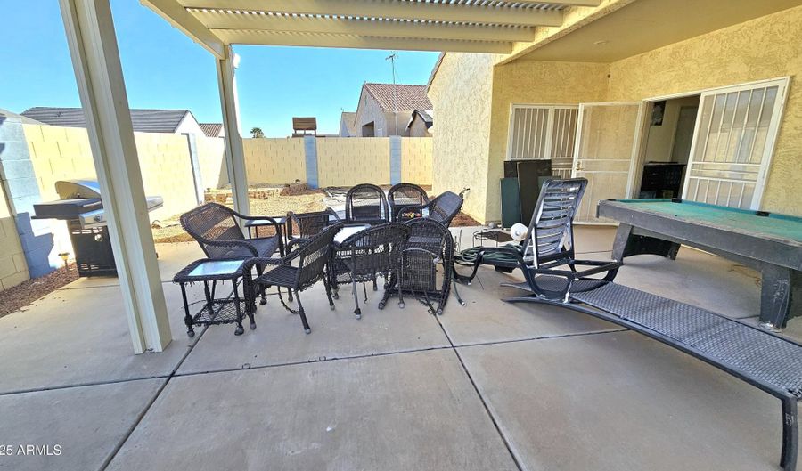14946 S AVALON Rd, Arizona City, AZ 85123 - 3 Beds, 2 Bath