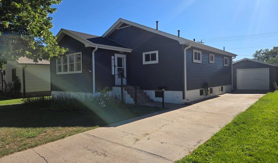 820 Missouri, Alliance, NE 69301 - 3 Beds, 1 Bath