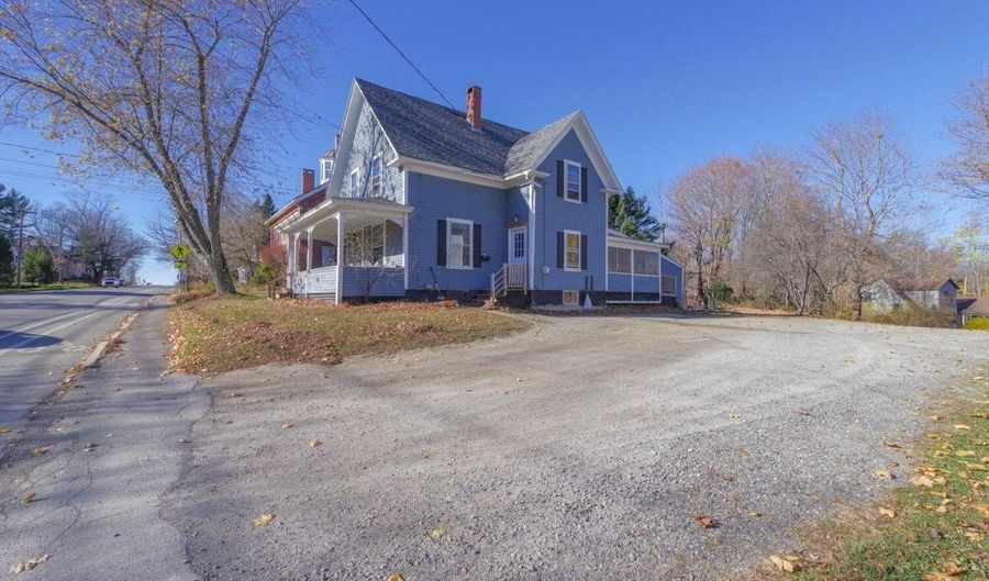 195 Main St, Belfast, ME 04915 - 3 Beds, 2 Bath