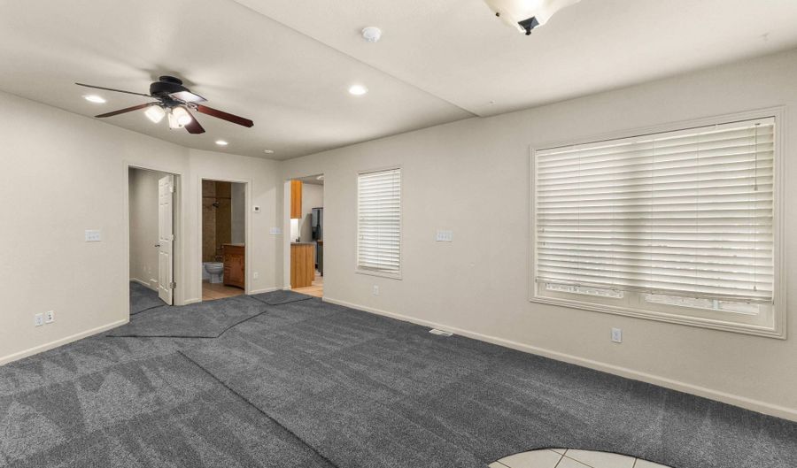 1237 S Cherry St, Casper, WY 82604 - 4 Beds, 0 Bath