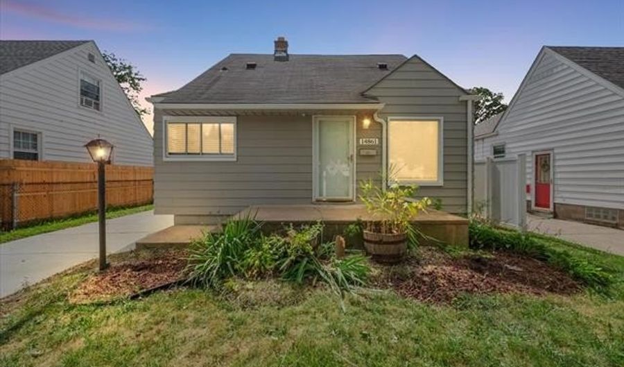 14861 Russell Ave, Allen Park, MI 48101 - 3 Beds, 2 Bath