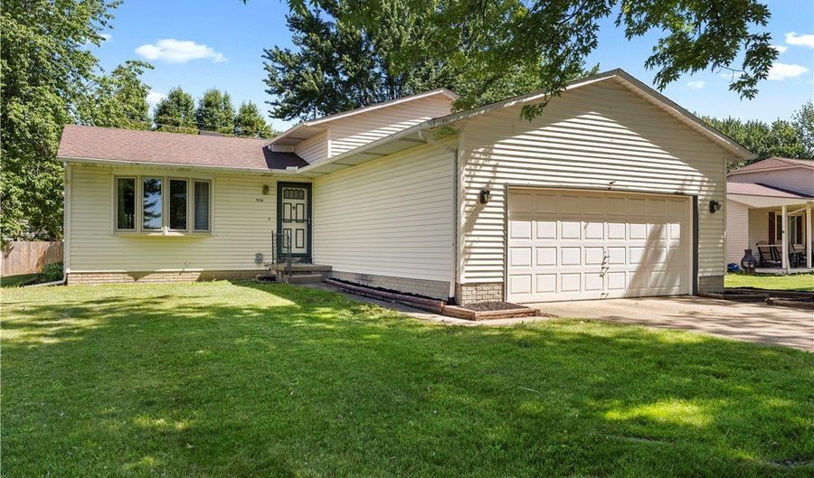 536 Fieldstone Dr, Amherst, OH 44001 - 4 Beds, 2 Bath