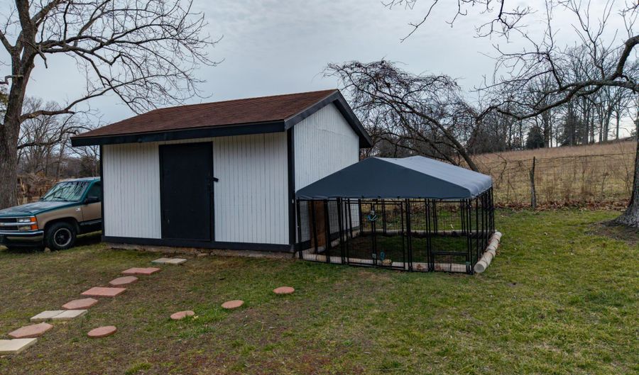 1705 Lakeview Dr, Ava, MO 65608 - 3 Beds, 2 Bath