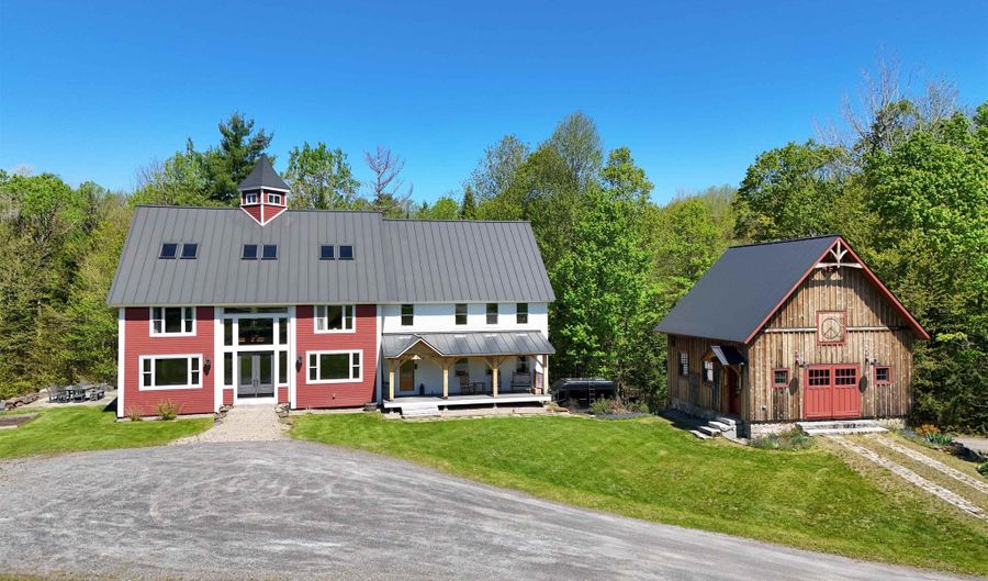 29 Dashney Rd, Burke, VT 05832 - 6 Beds, 6 Bath