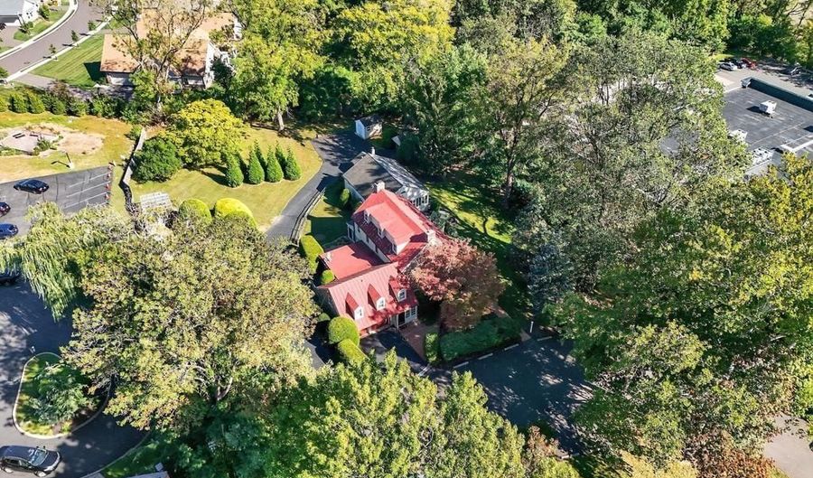 3 HIDDEN Ln, Abington, PA 19001 - 7 Beds, 6 Bath