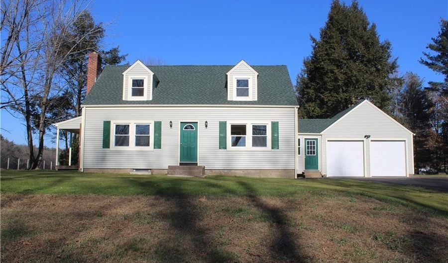 5 Main St, Somers, CT 06071 - 4 Beds, 3 Bath