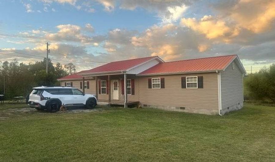 0 3246 Ky Hwy 829, Albany, KY 42602 - 3 Beds, 2 Bath