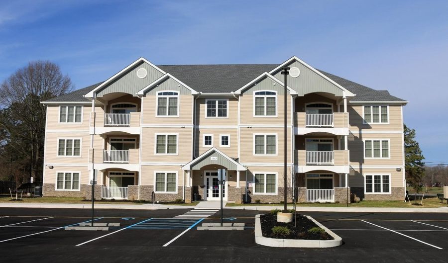 1665 KENTON Rd 101, Dover, DE 19904 - 2 Beds, 2 Bath