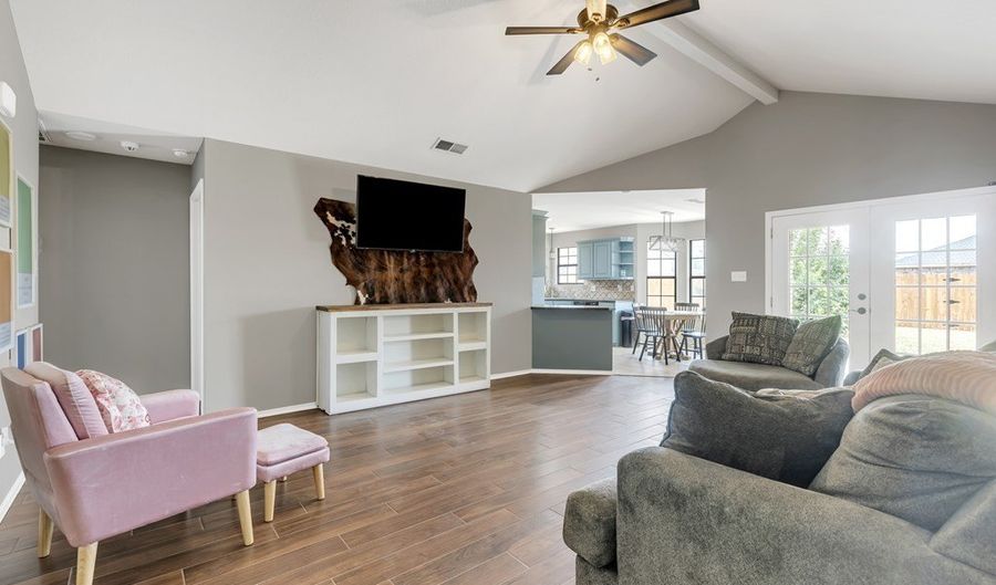 710 NW 8th Pl, Andrews, TX 79714 - 3 Beds, 2 Bath