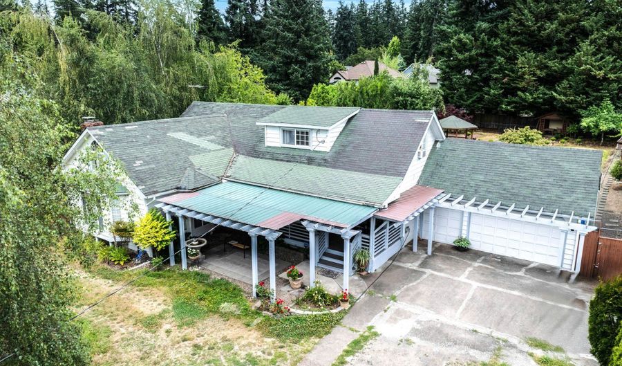 15095 SW WEIR Rd, Beaverton, OR 97007 - 6 Beds, 3 Bath