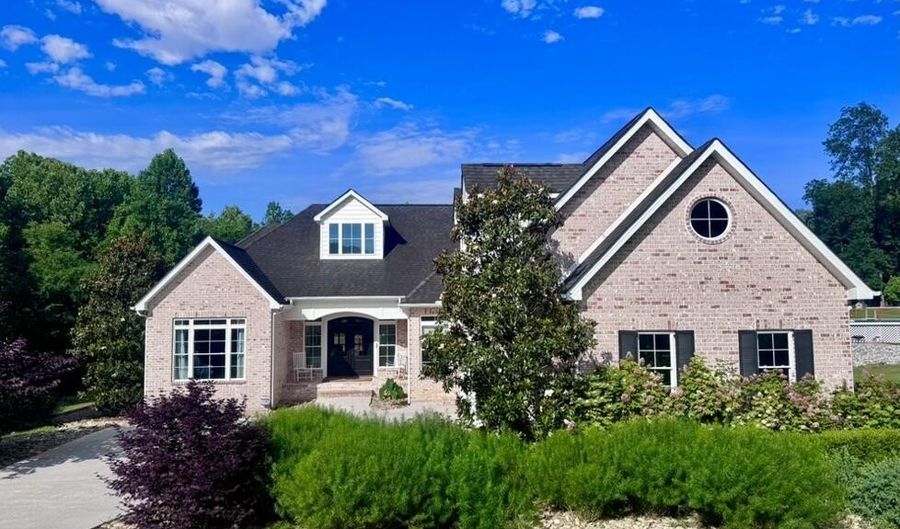 132 Stone Ridge Dr, Andersonville, TN 37705 - 4 Beds, 3 Bath