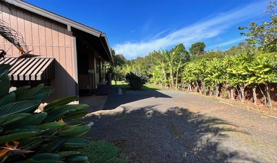 2130 Kauhikoa Rd B, Haiku, HI 96708 - 2 Beds, 1 Bath