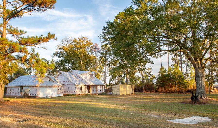 3190 Radio Station Rd, Alma, GA 31510 - 4 Beds, 2 Bath
