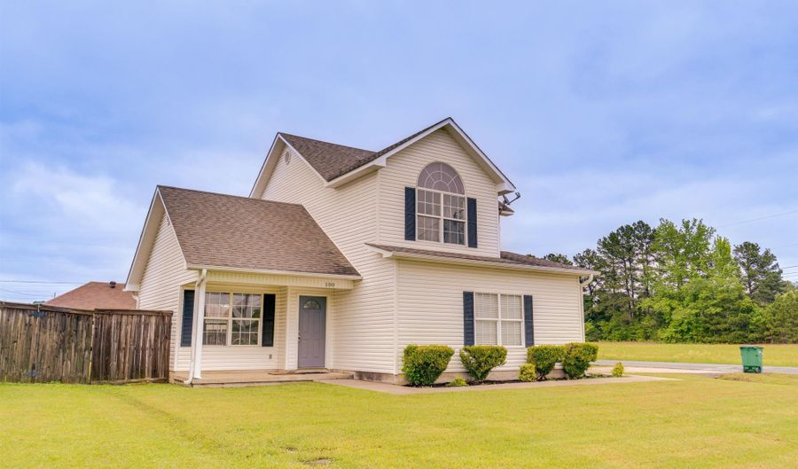 100 Tamarack, Beebe, AR 72012 - 3 Beds, 3 Bath