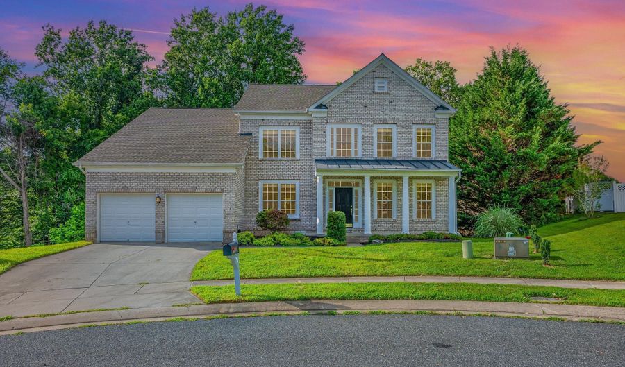 1903 SCOTTISH ISLE Ct, Abingdon, MD 21009 - 5 Beds, 4 Bath