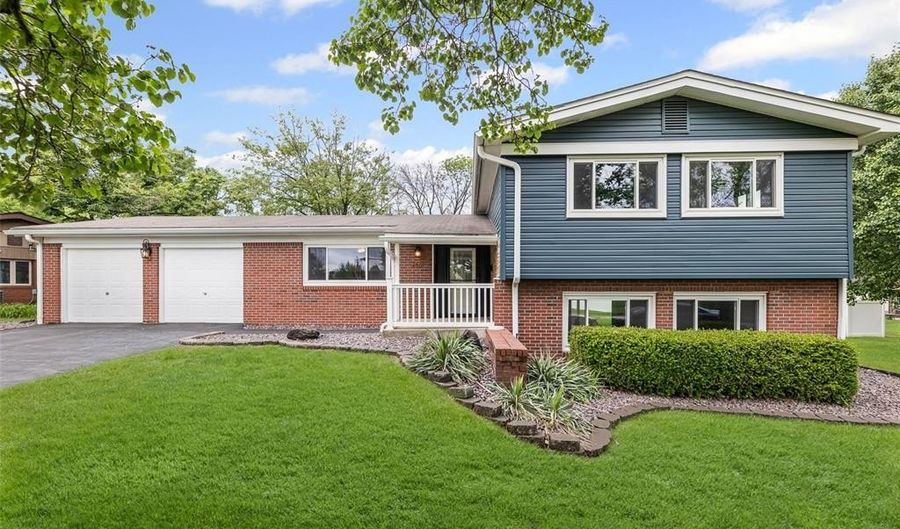 4301 Chantel Dr, Alton, IL 62002 - 3 Beds, 2 Bath