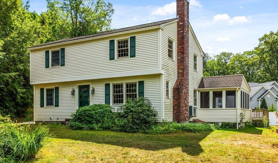 26 Willard Rd, Ashburnham, MA 01430 - 4 Beds, 3 Bath