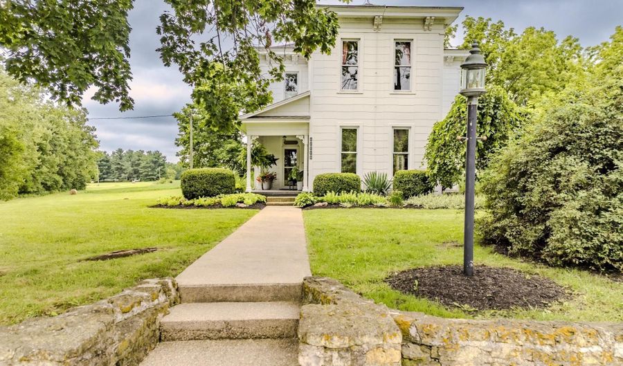 12801 E Edgewater Dr, Albany, IN 47320 - 4 Beds, 2 Bath