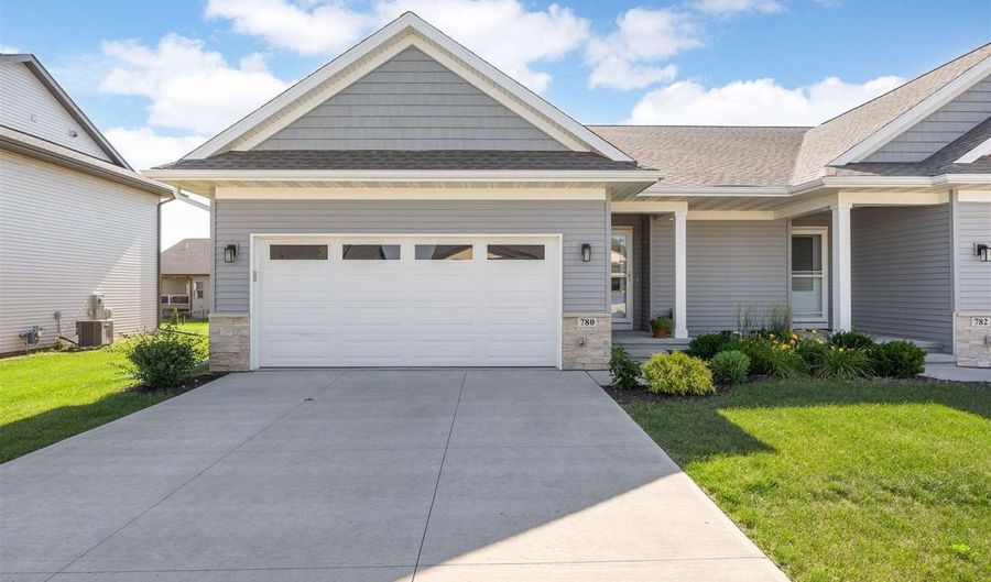 780 Brook Ridge Ave, North Liberty, IA 52317 - 4 Beds, 3 Bath