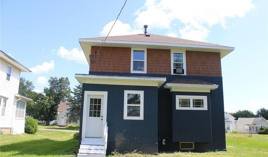 104 S Main St, Altura, MN 55910 - 3 Beds, 1 Bath