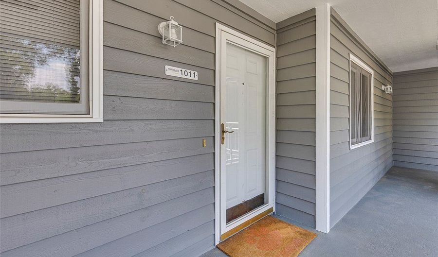 1011 Northlake Dr, Anderson, SC 29625 - 2 Beds, 2 Bath