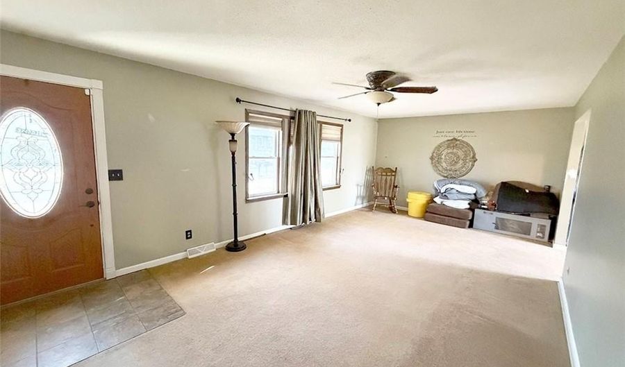 1 Hi View Ridge Dr, Archie, MO 64725 - 3 Beds, 2 Bath