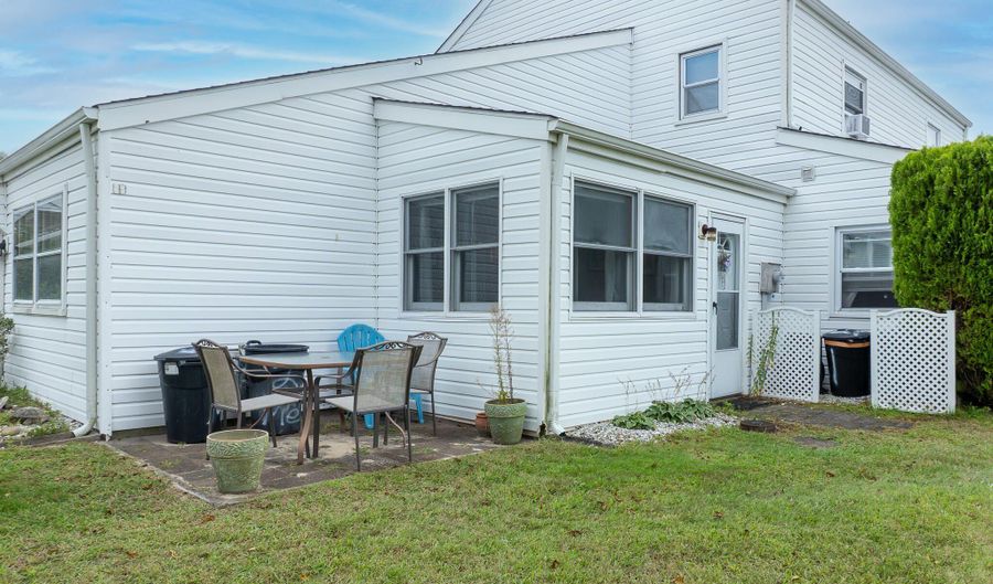 23 Mediterranean Ct, Barnegat, NJ 08005 - 1 Beds, 1 Bath
