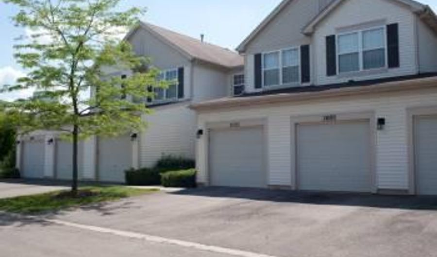 3174 Falling Waters Ln 3174, Lindenhurst, IL 60046 - 2 Beds, 2 Bath