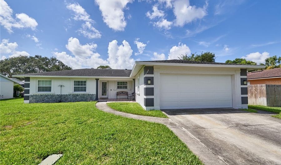 406 WEKIVA RAPIDS Dr, Altamonte Springs, FL 32714 - 4 Beds, 2 Bath