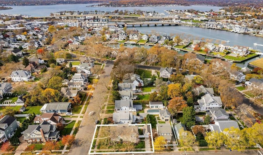 400 4th Ave, Belmar, NJ 07719 - 4 Beds, 3 Bath