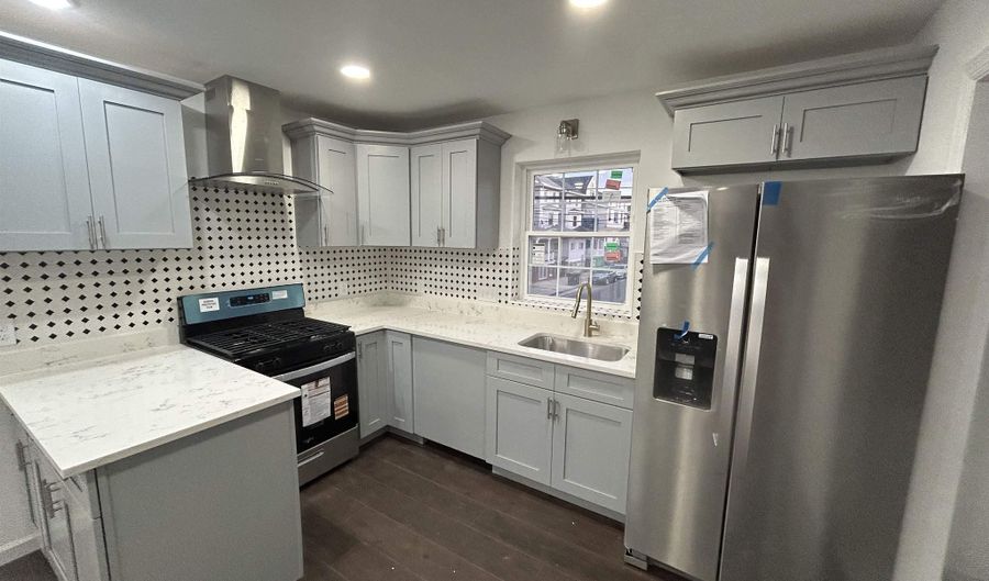 2821 Arctic Ave, Atlantic City, NJ 08401 - 3 Beds, 3 Bath