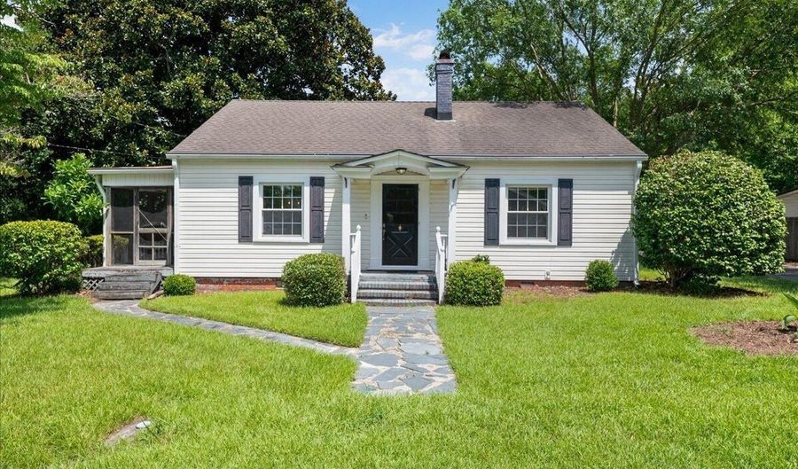87 S Poplar St, Angier, NC 27501 - 2 Beds, 2 Bath