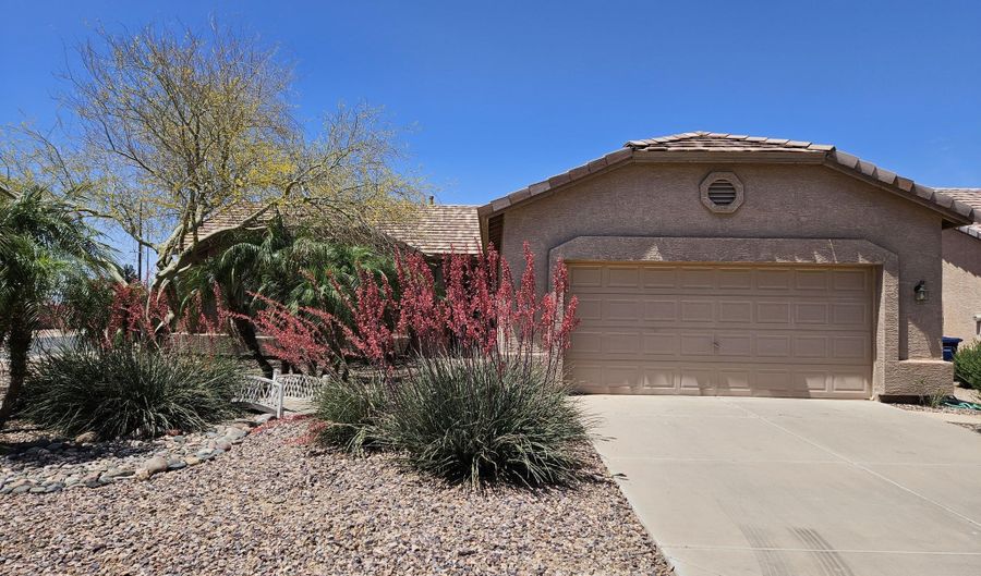 6982 S OXFORD Ln, Chandler, AZ 85249 - 2 Beds, 2 Bath