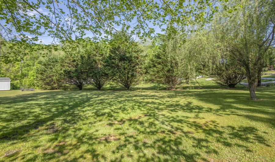899 Park Ln, Andersonville, TN 37705 - 3 Beds, 3 Bath