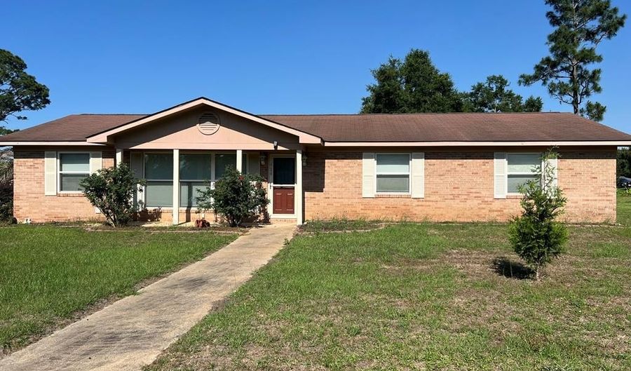 414 Pine Glen Dr, Albany, GA 31705 - 3 Beds, 2 Bath
