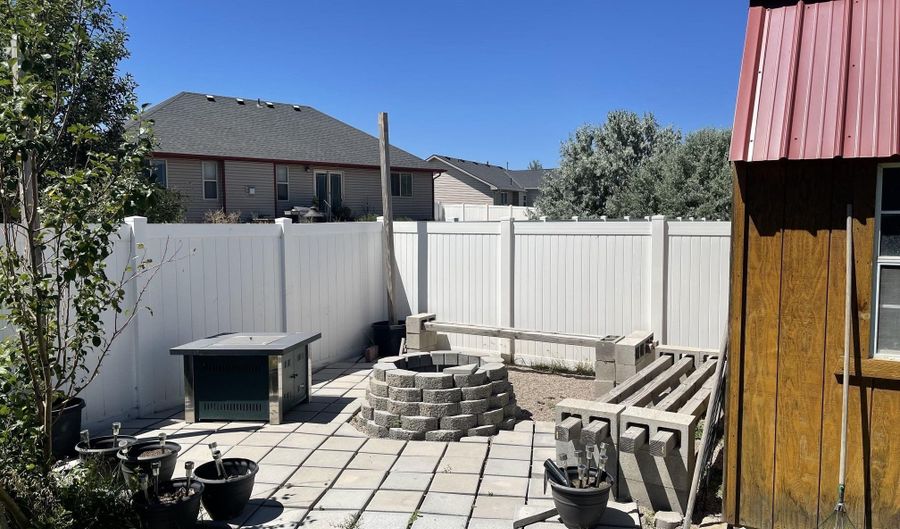 921 Sawtooth, Chubbuck, ID 83202 - 5 Beds, 3 Bath