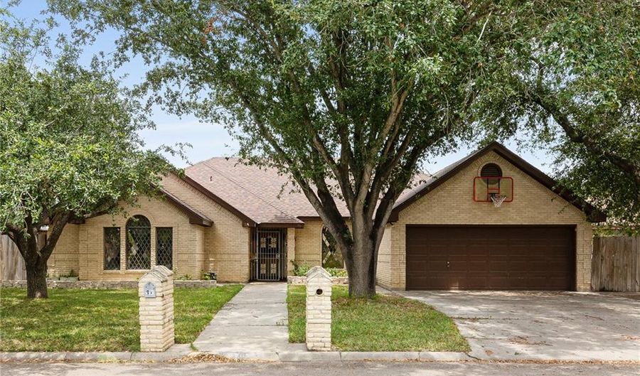 705 Magnolia, Palmview, TX 78572 - 4 Beds, 2 Bath