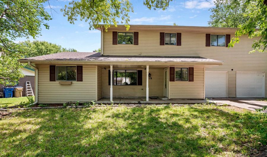 519 Renee Dr, Andover, KS 67002 - 4 Beds, 3 Bath