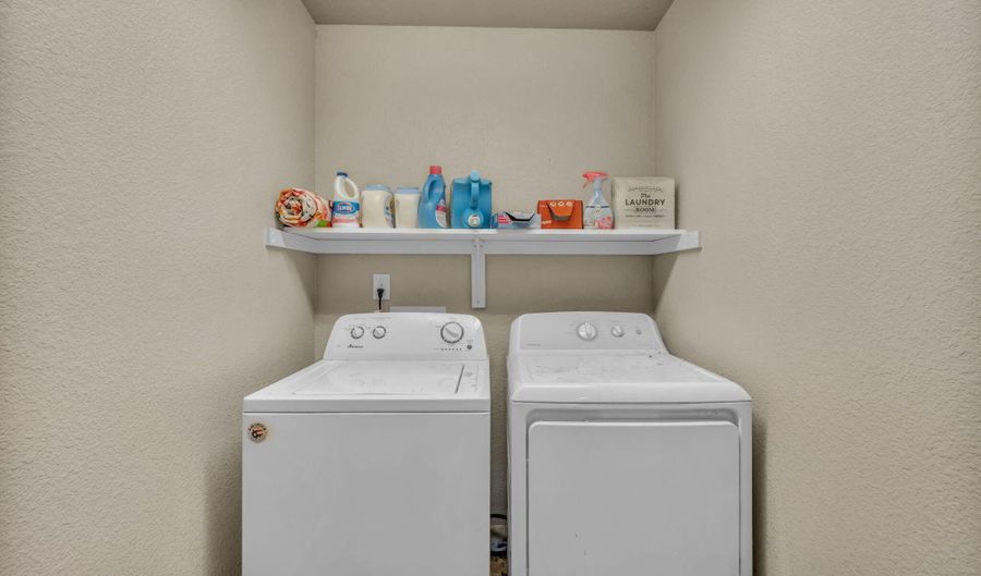 279 Granite Ct, Dayton, NV 89403 - 4 Beds, 2 Bath