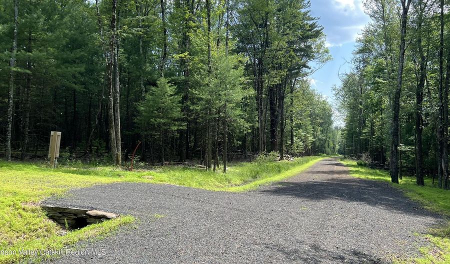 4 Rockaway Rd, Accord, NY 12404 - 0 Beds, 0 Bath