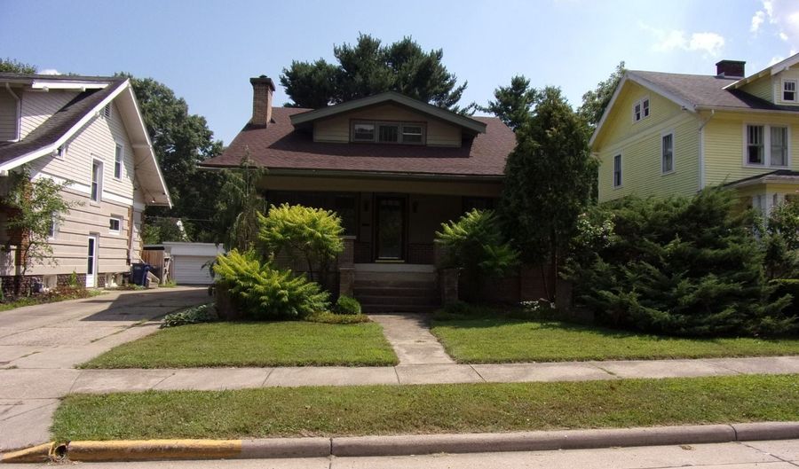 273 E State, Athens, OH 45701 - 3 Beds, 2 Bath