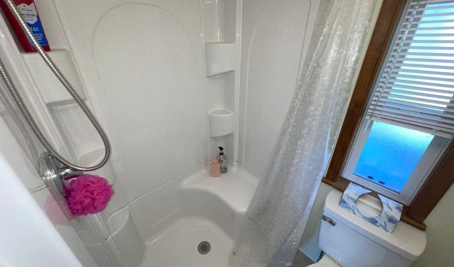 33476 DAISY St, Lewes, DE 19958 - 2 Beds, 2 Bath