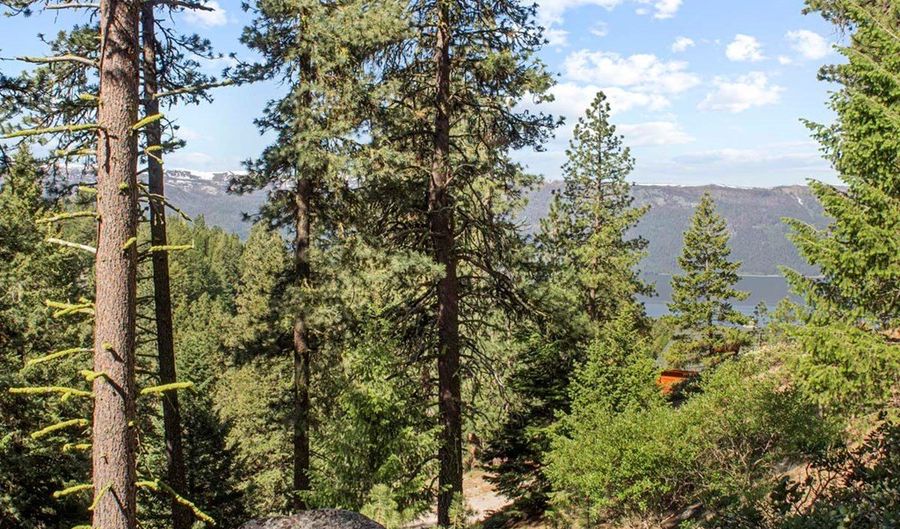1650 Crown Point Pkwy, Cascade, ID 83611 - 3 Beds, 3 Bath
