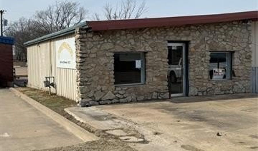 139 SE Cholwell Ave, Bartlesville, OK 74006 - 0 Beds, 0 Bath