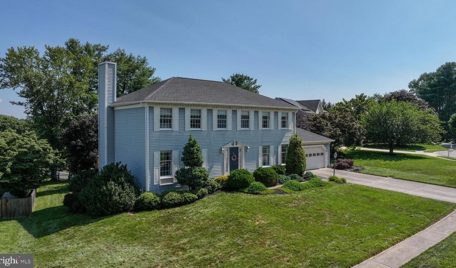 902 S PINE RIDGE Ct, Bel Air, MD 21014 - 5 Beds, 3 Bath