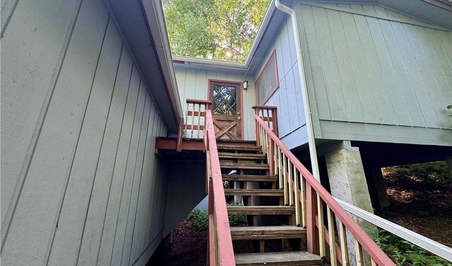 236 Laurel Ridge Rd, Banner Elk, NC 28604 - 3 Beds, 2 Bath