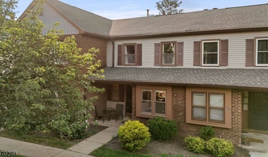 46 Barn Owl Dr, Allamuchy Twp., NJ 07840 - 2 Beds, 3 Bath